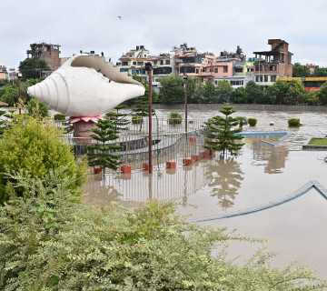 उर्लिए काठमाडौंका नदी, थुप्रै बस्ती डुबानमा (फोटोफिचर)